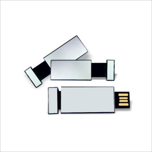 Pen Drive Retrátil 