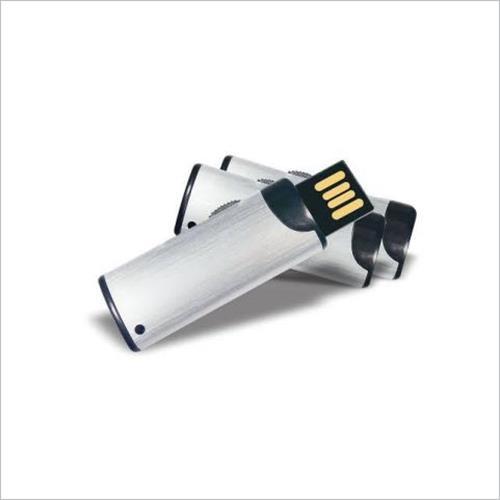 Pen Drive Retrátil Escovado